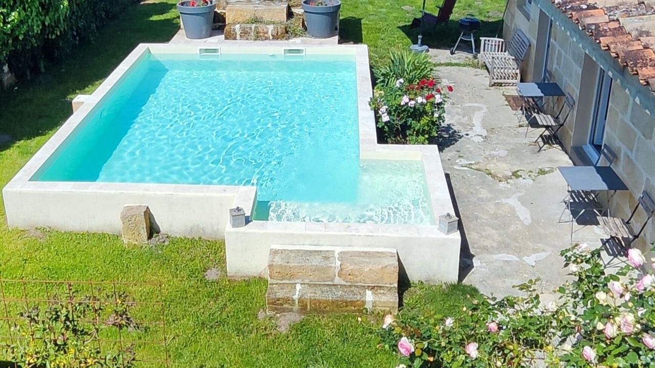 Photo of Outdoor in Sainte-Terre