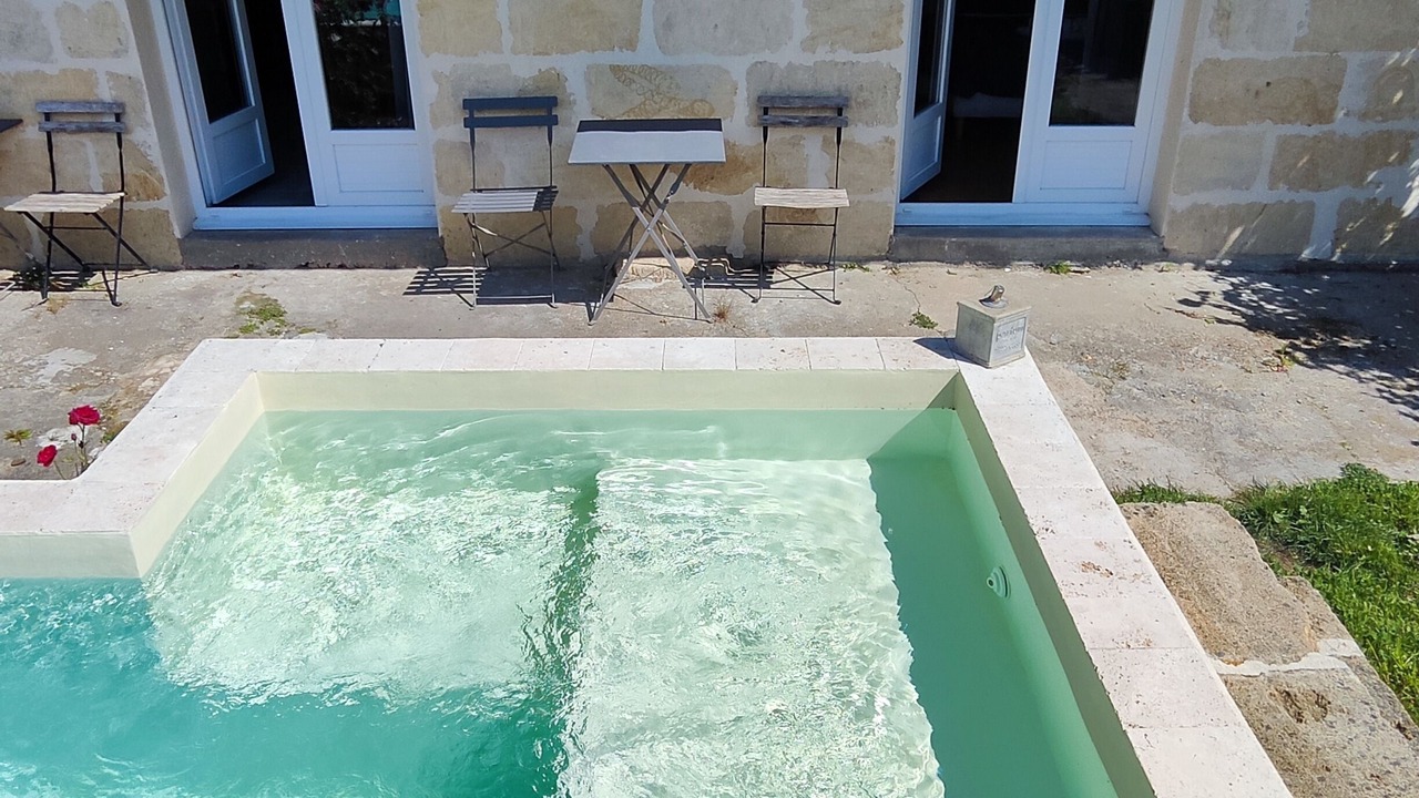 Photo of Outdoor in Sainte-Terre