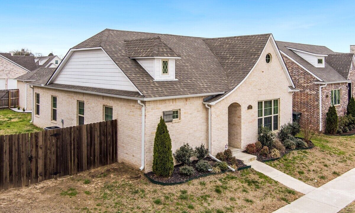 Photo of Outdoor in Fayetteville