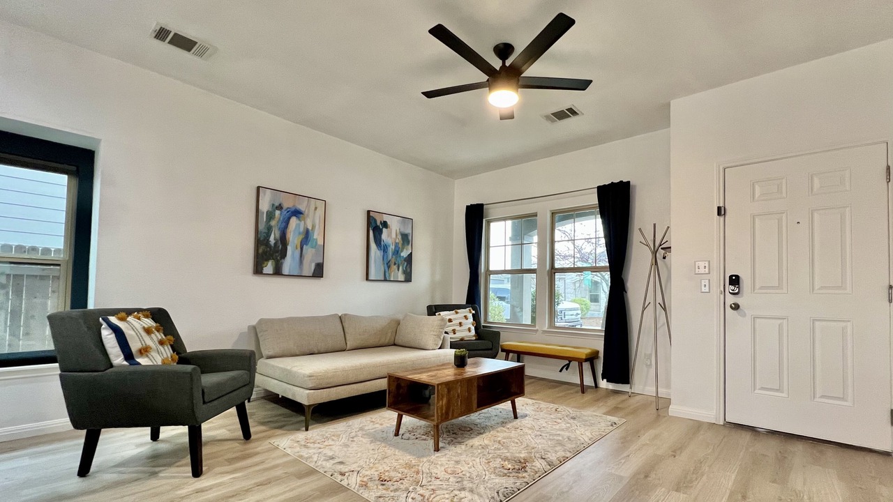 Photo of Livingroom in Austin