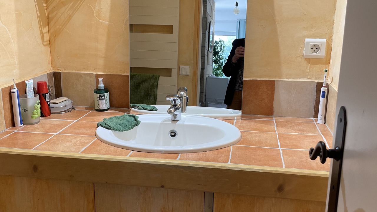 Photo of Bathroom in Aubais