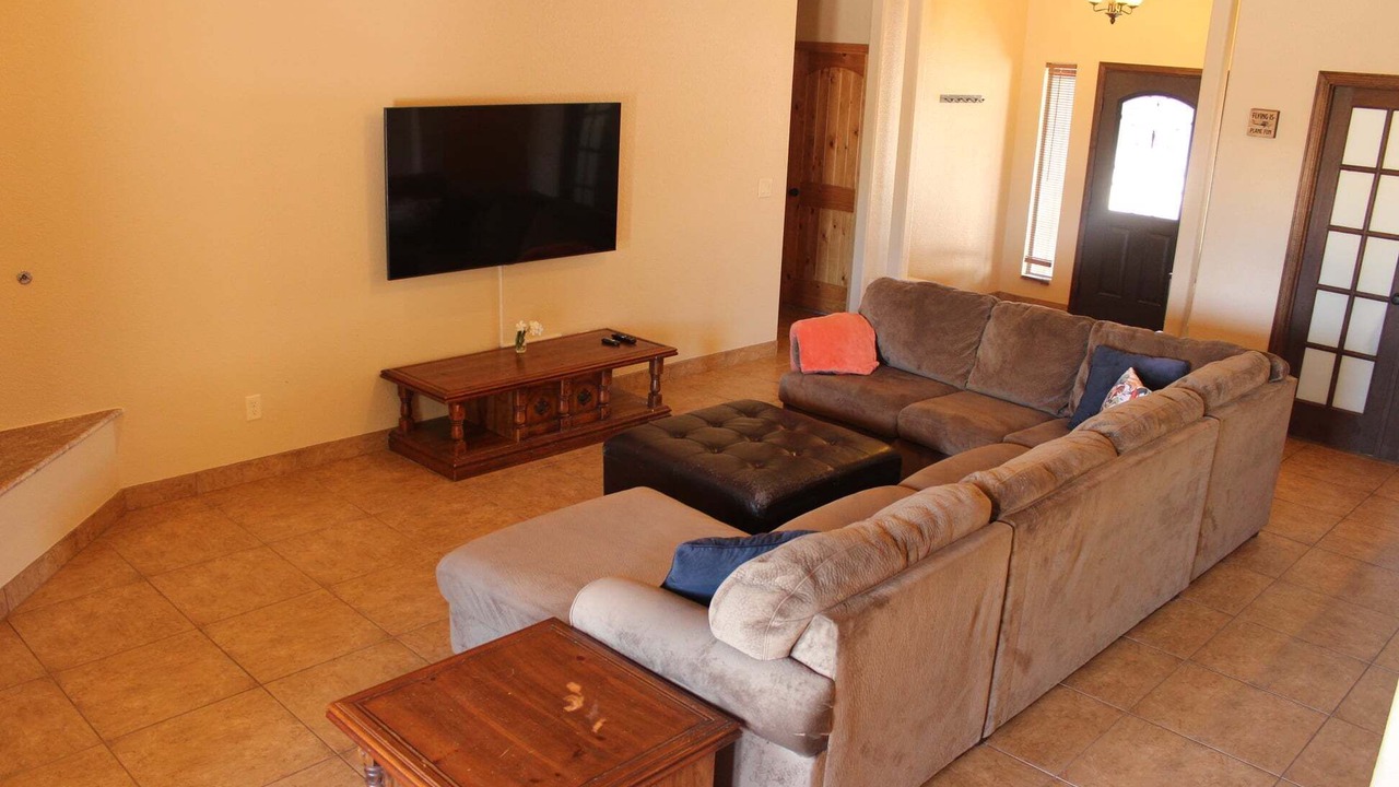 Photo of Livingroom in Alamogordo
