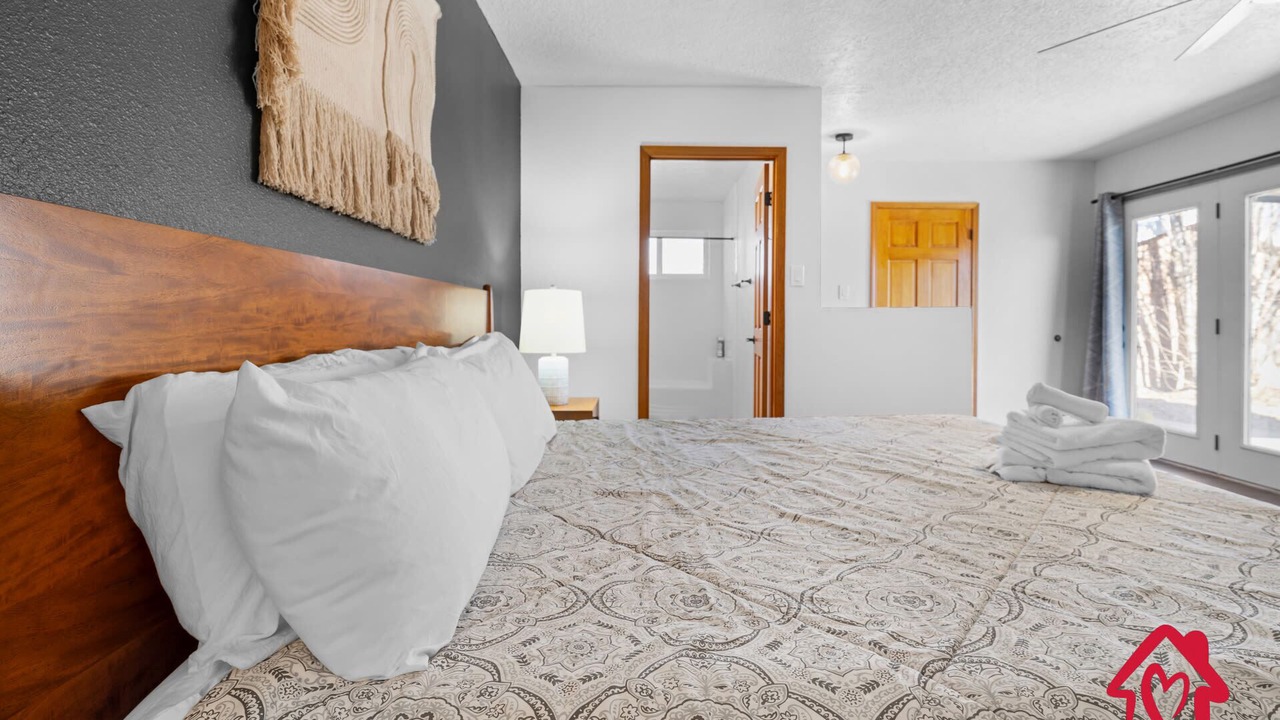 Photo of Bedroom in Alamedan Valley