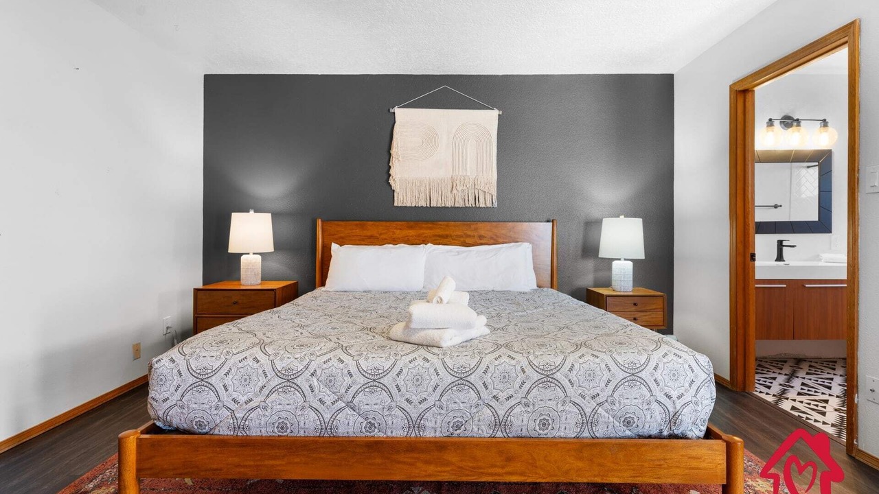 Photo of Bedroom in Alamedan Valley