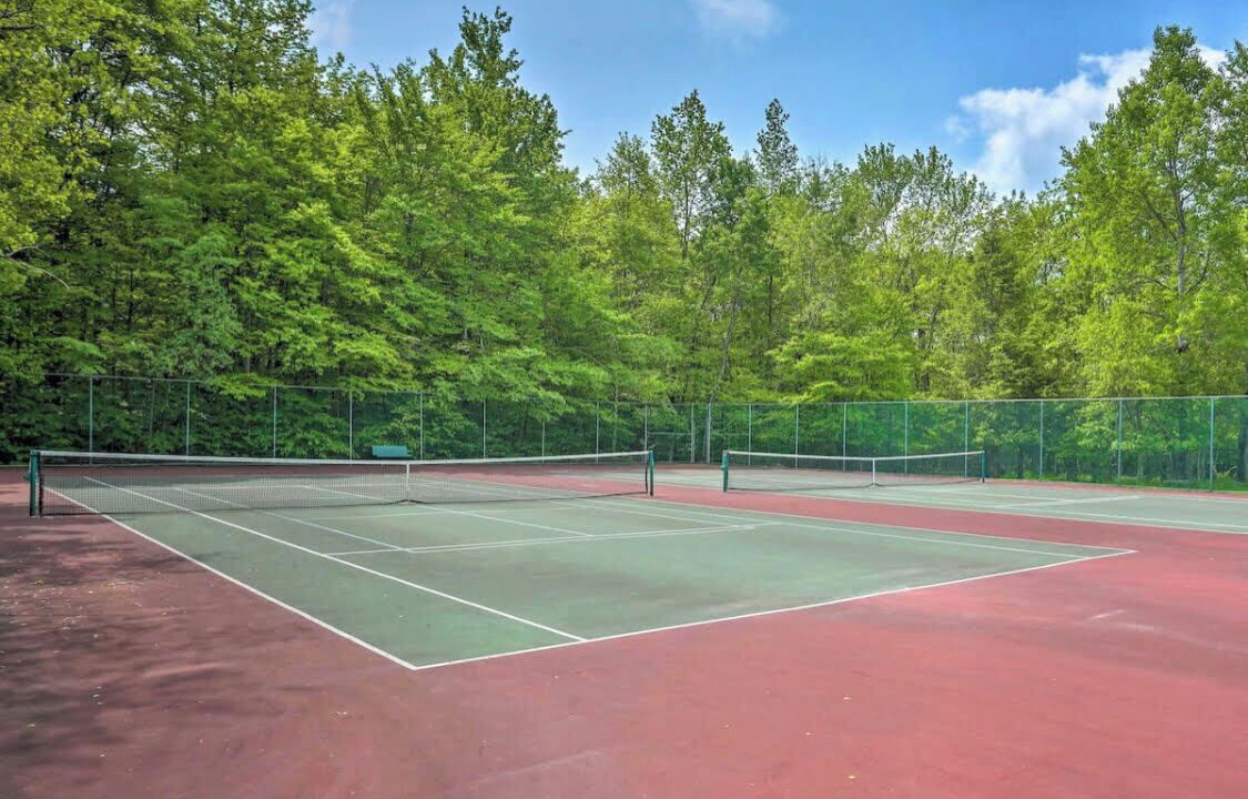 Photo of Others in Thornhurst