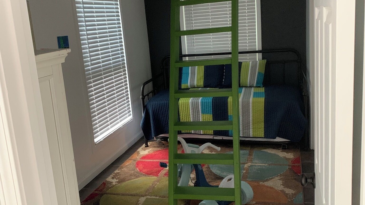 Photo of Bedroom in Sylvan Shores
