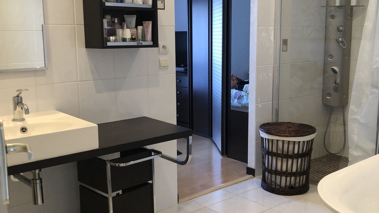 Photo of Bathroom in Dinard