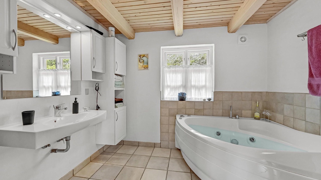 Photo of Bathroom in Øhuse