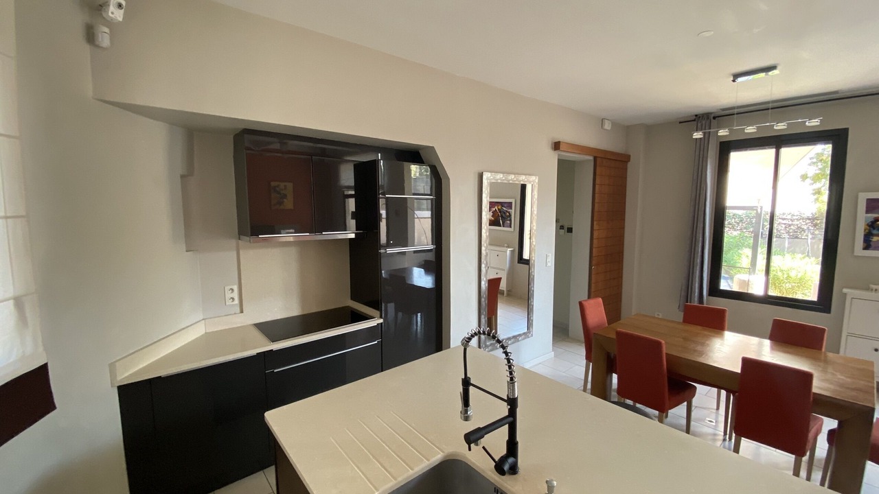 Photo of Others in La Gare