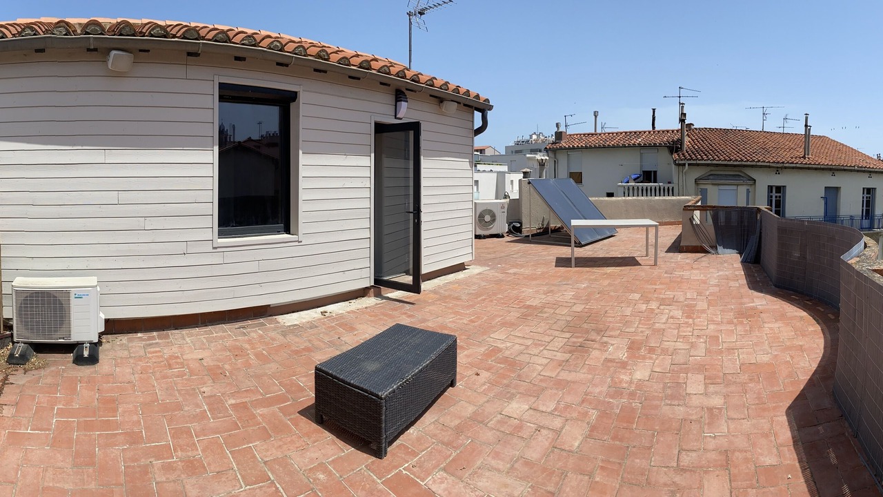 Photo of Patio Balcony in La Gare
