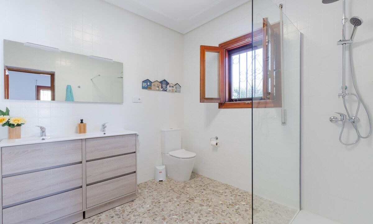 Photo of Bathroom in Elche