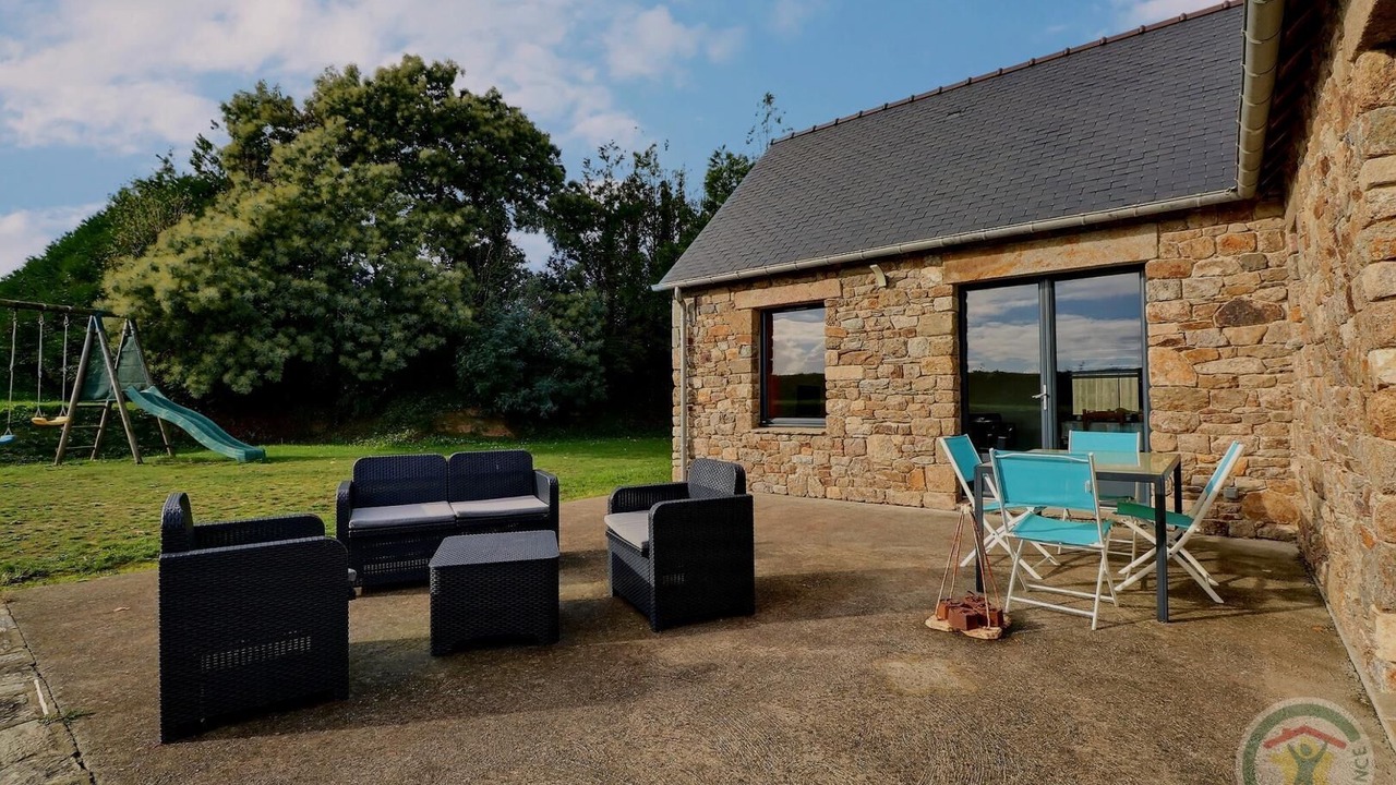 Photo of Outdoor in Saint-Coulomb