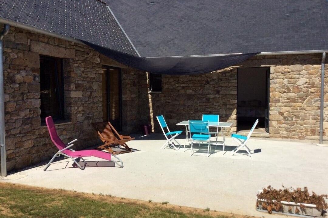 Photo of Outdoor in Saint-Coulomb