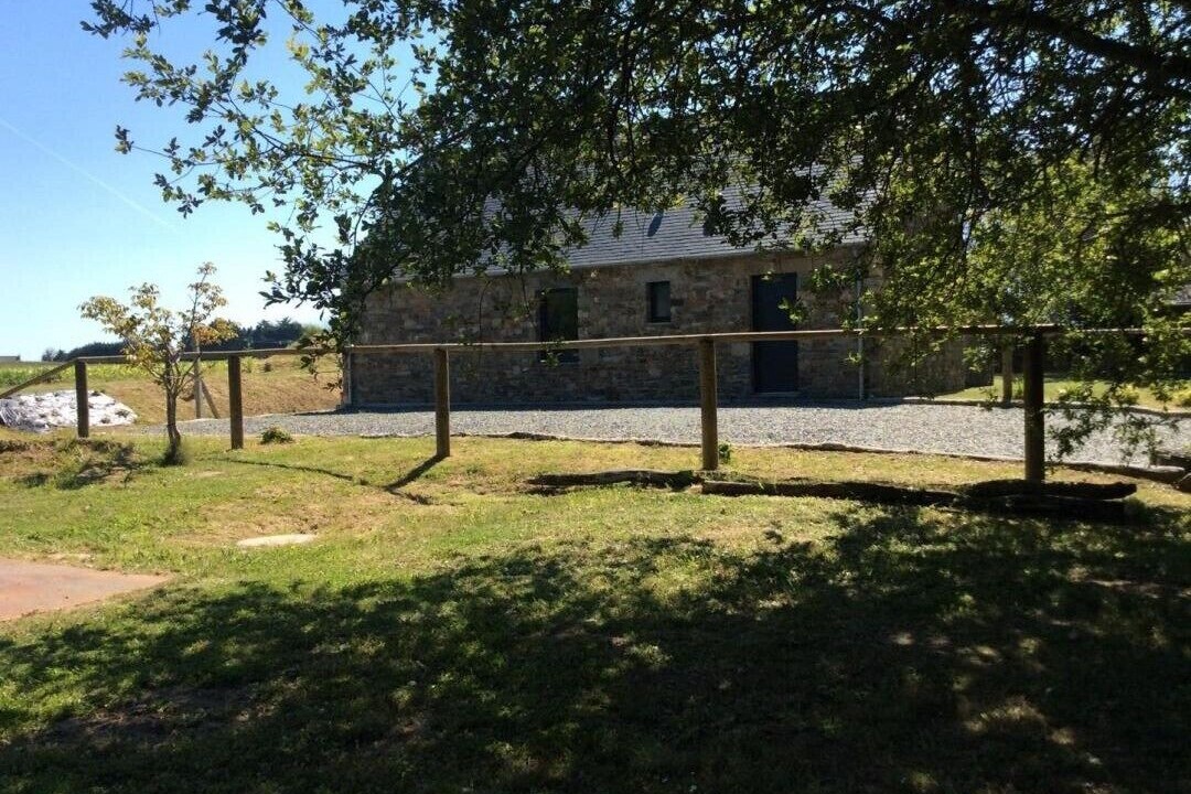 Photo of Outdoor in Saint-Coulomb