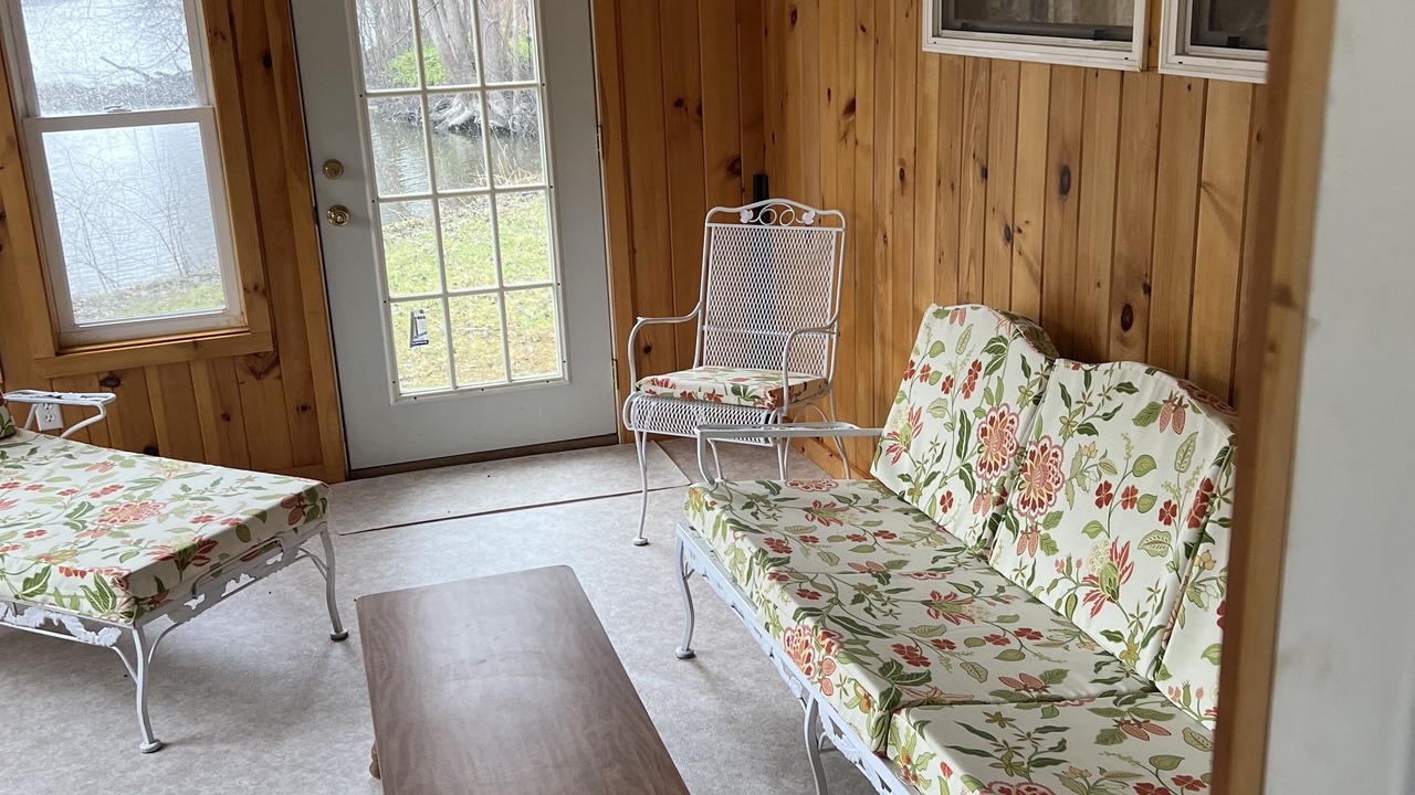 Photo of Livingroom in South Butler