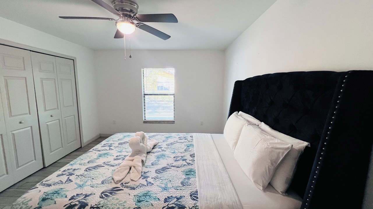 Photo of Bedroom in Lochmoor Waterway Estates