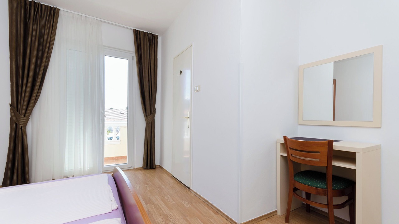 Photo of Bedroom in Banjol