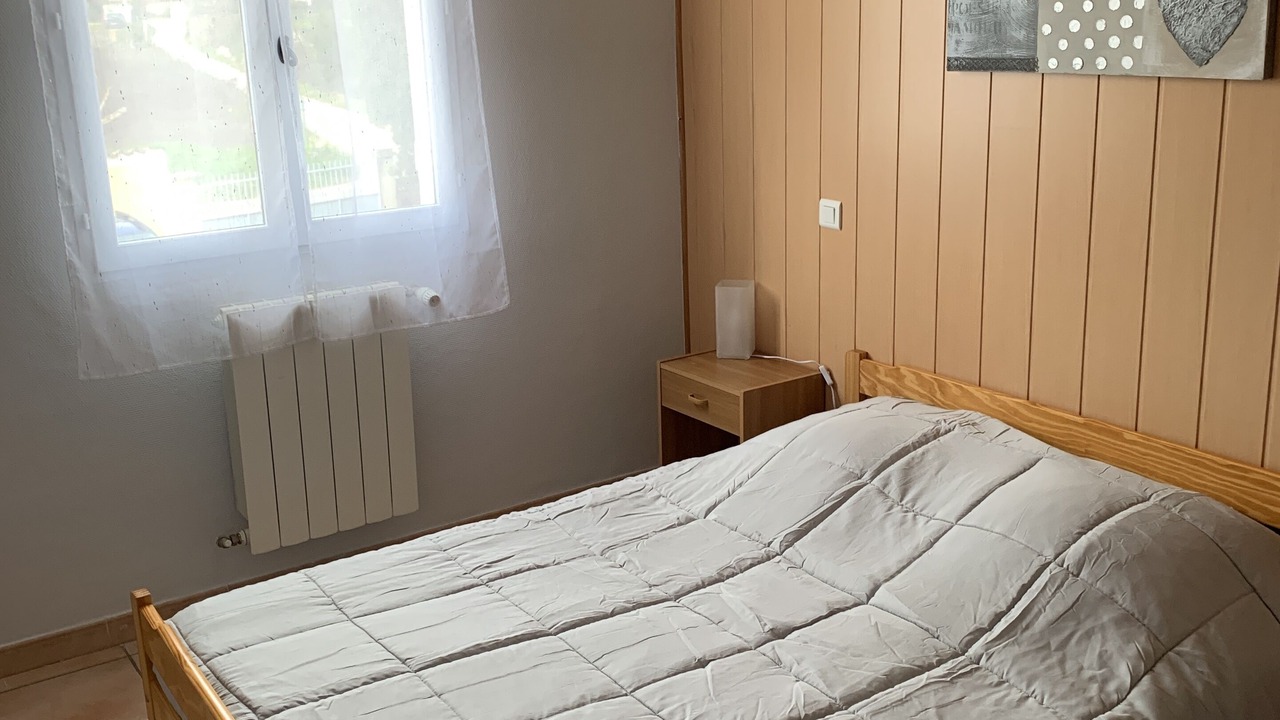 Photo of Bedroom in Saint-Denis