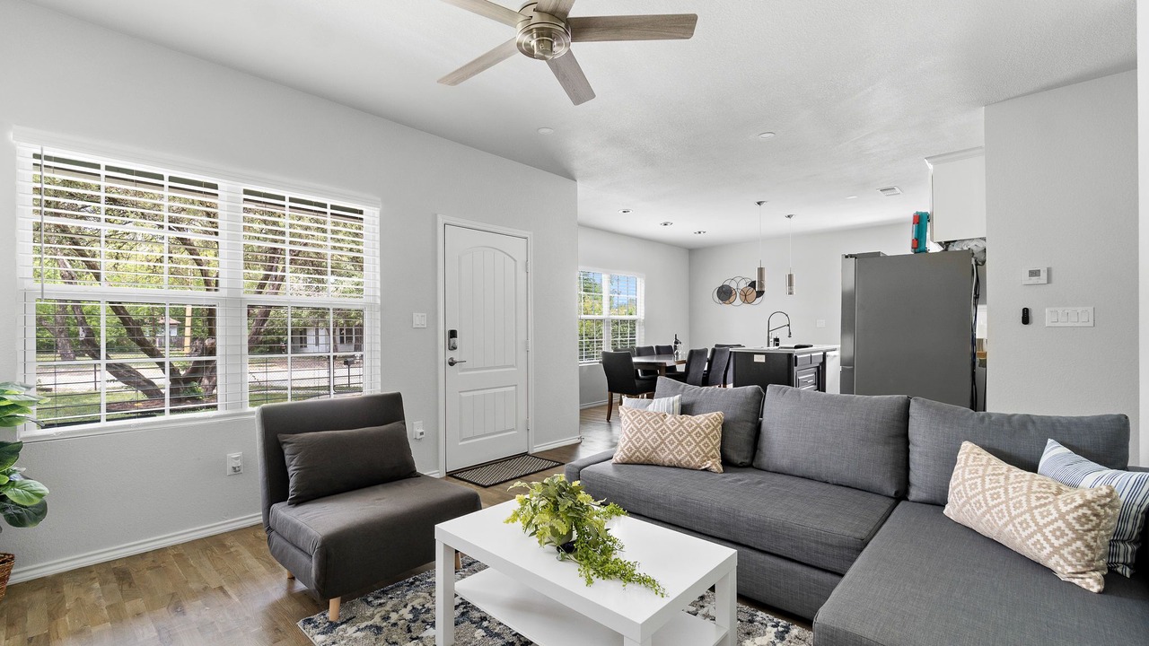 Photo of Livingroom in Fort Worth