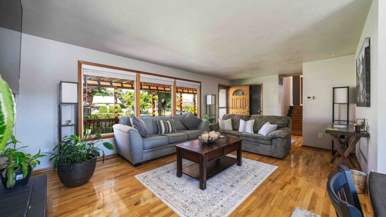 Photo of Livingroom in Wenatchee