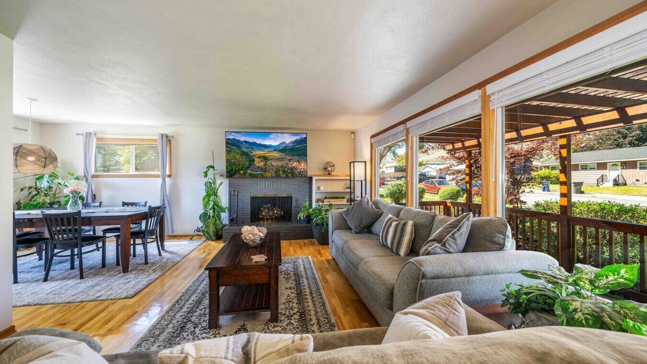 Photo of Livingroom in Wenatchee