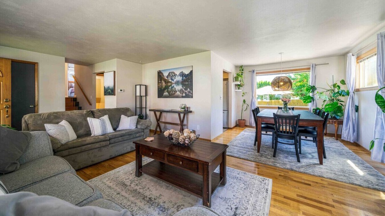 Photo of Livingroom in Wenatchee