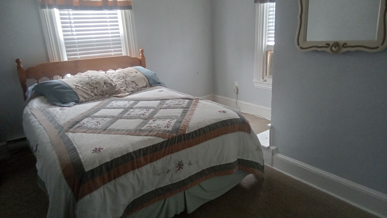 Photo of Bedroom in Gap