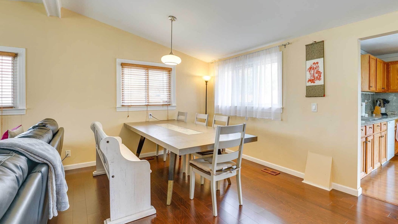 Photo of Others in Allen