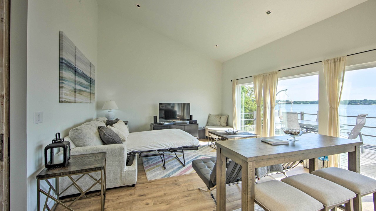Photo of Bedroom in Log Cabin