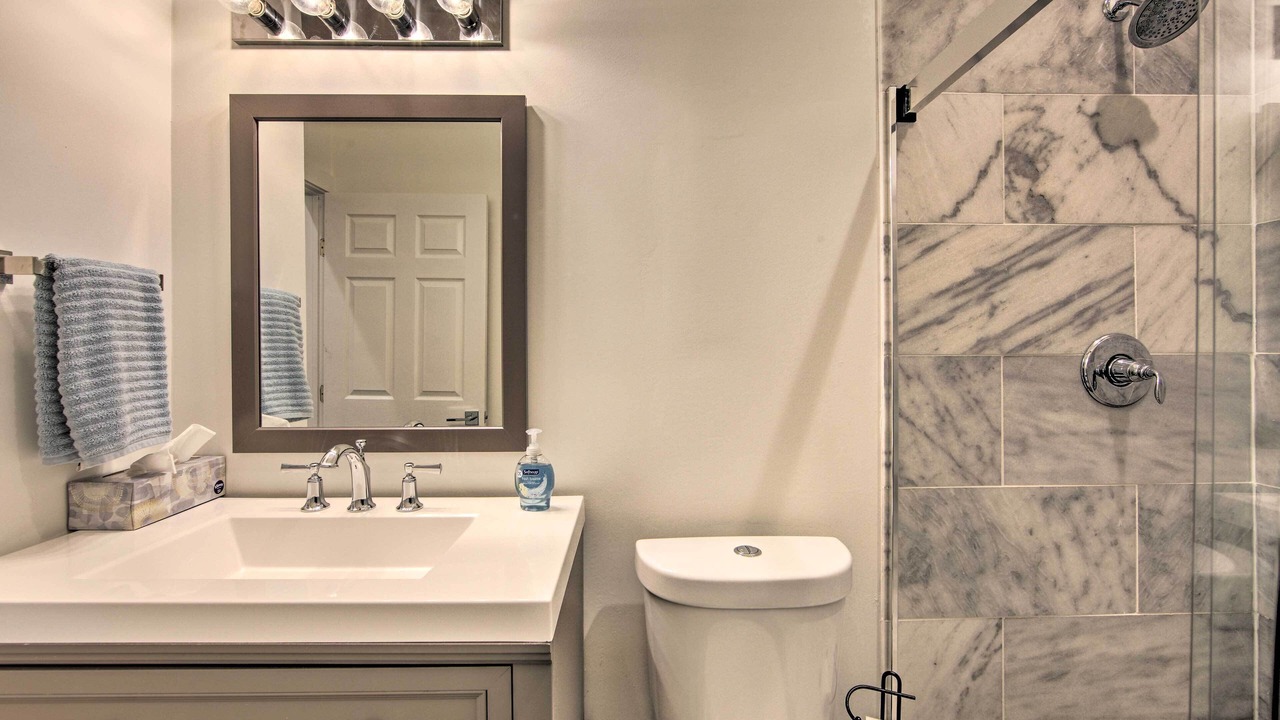 Photo of Bathroom in Log Cabin