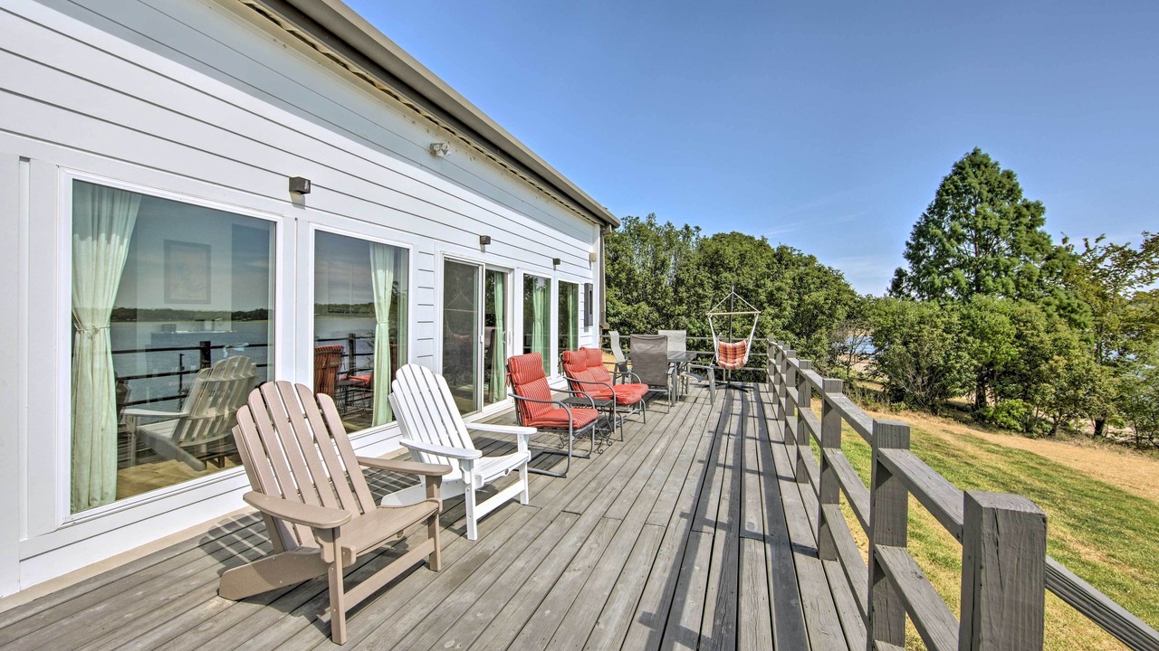 Photo of Outdoor in Log Cabin