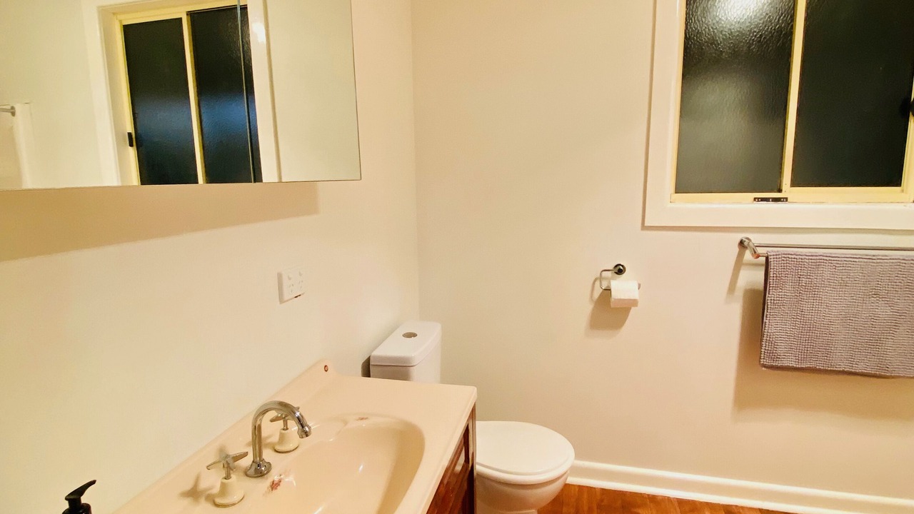 Photo of Bathroom in Dunolly