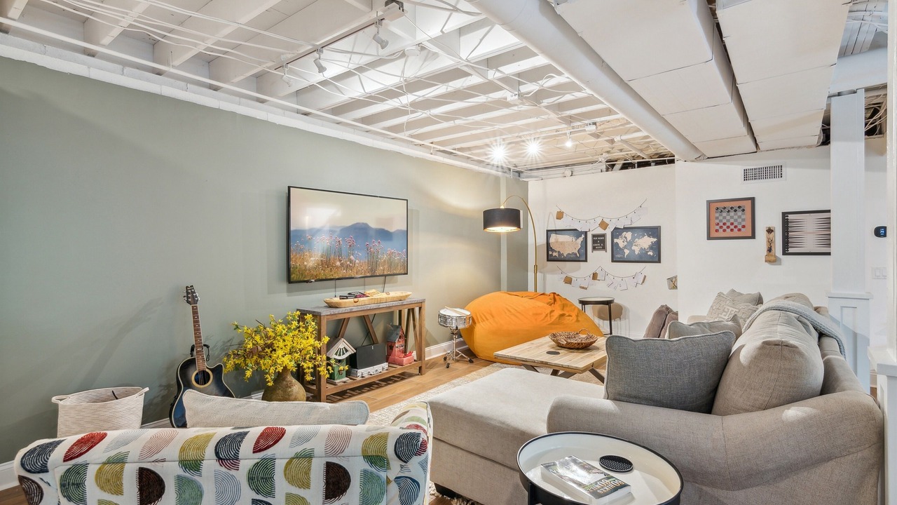 Photo of Livingroom in Gainesville