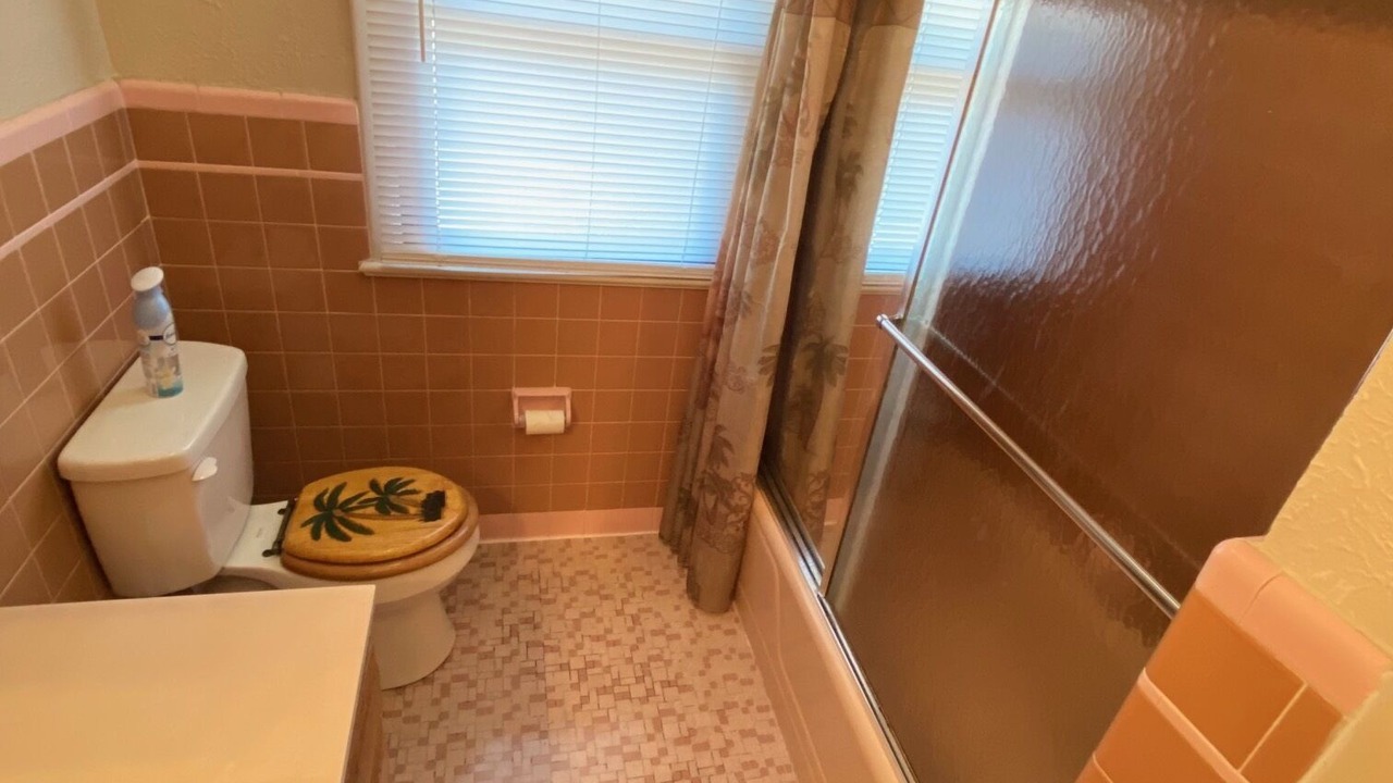 Photo of Bathroom in Wildwood Crest