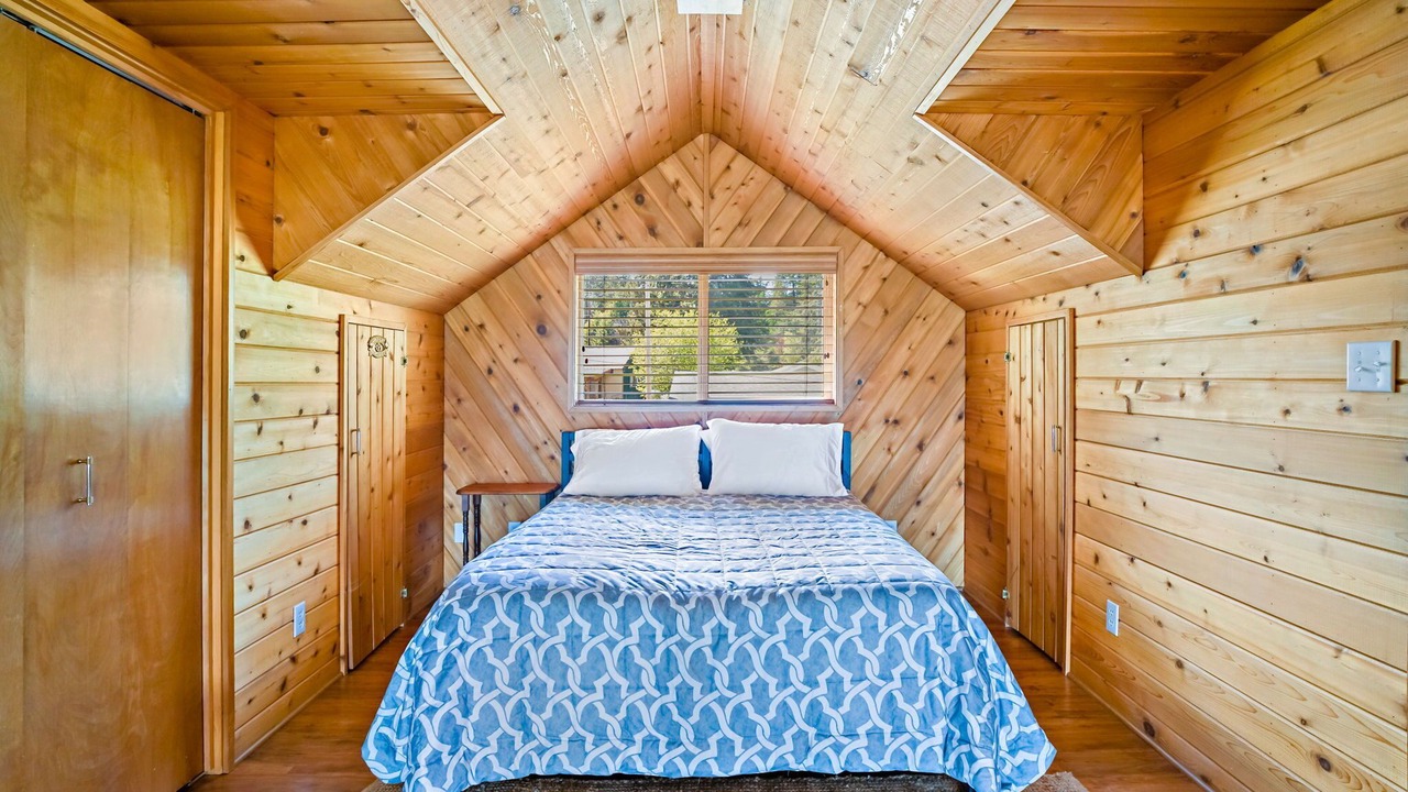 Photo of Bedroom in Bayview