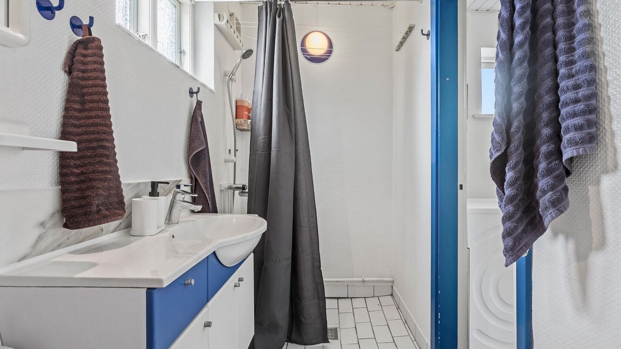 Photo of Bathroom in Majbolle