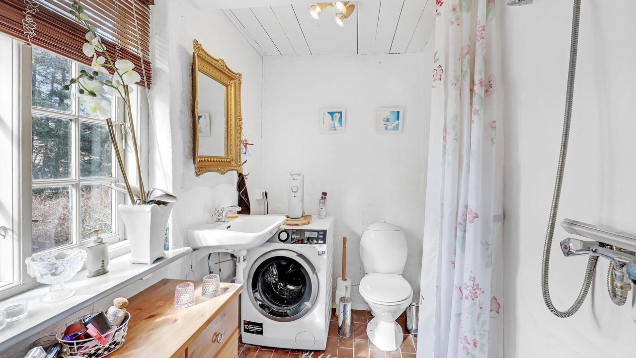 Photo of Bathroom in Ronne