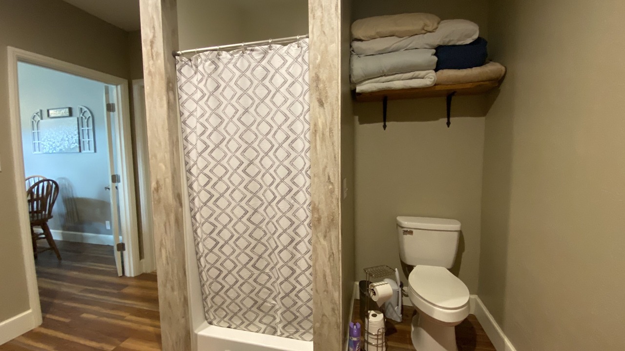 Photo of Bathroom in Durant
