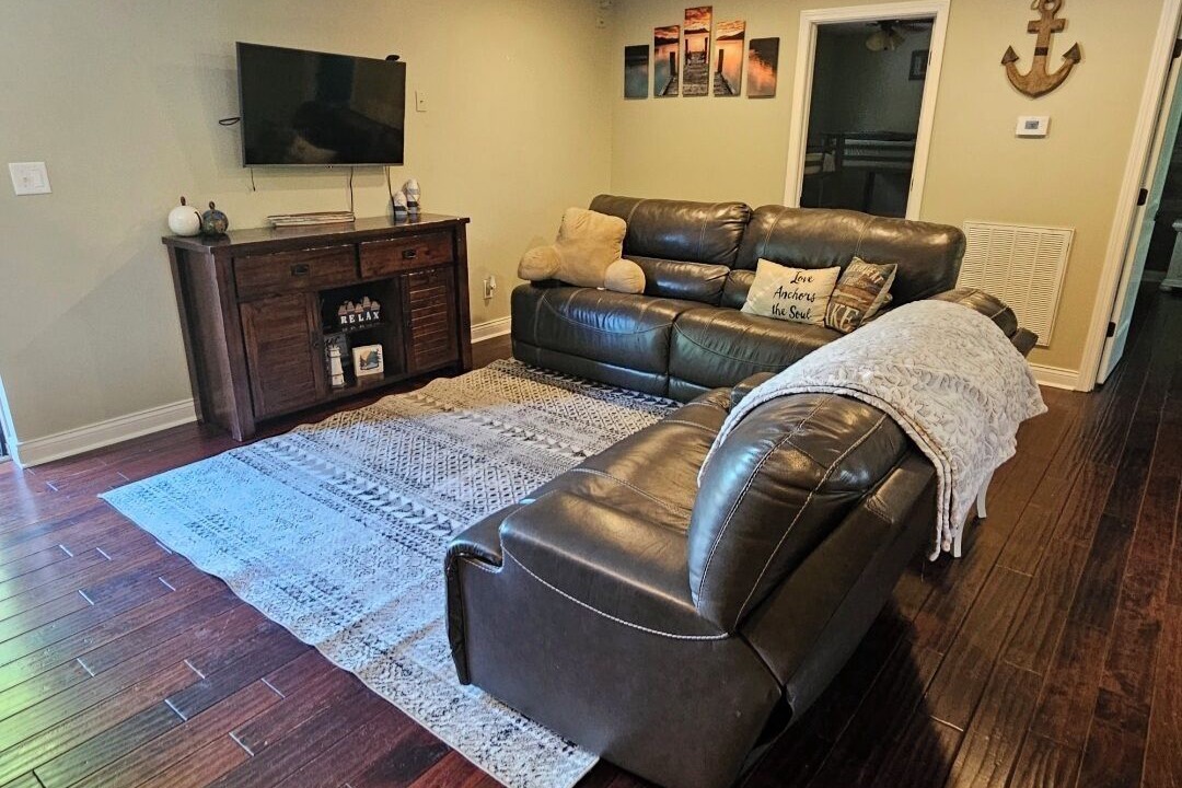 Photo of Livingroom in Gilbertsville