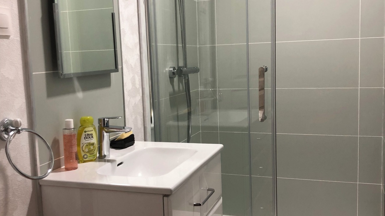 Photo of Bathroom in Dinard