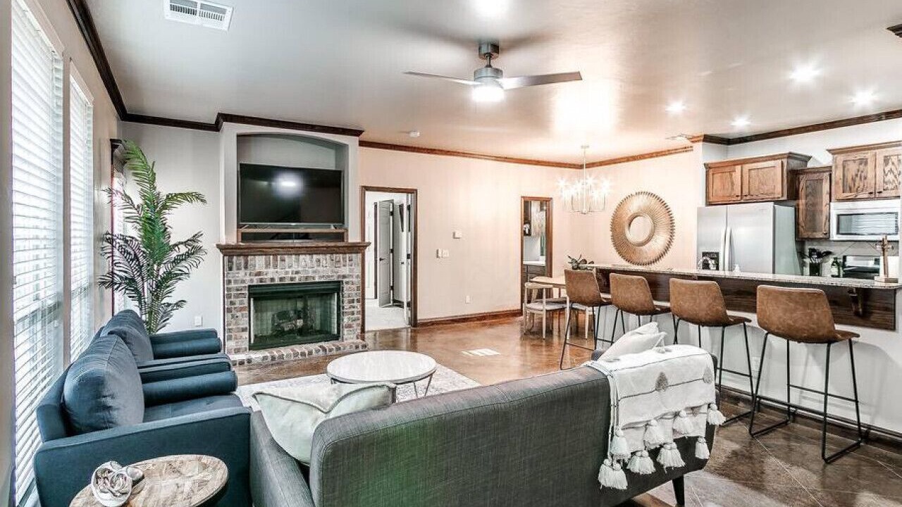 Photo of Livingroom in Central Oklahoma City