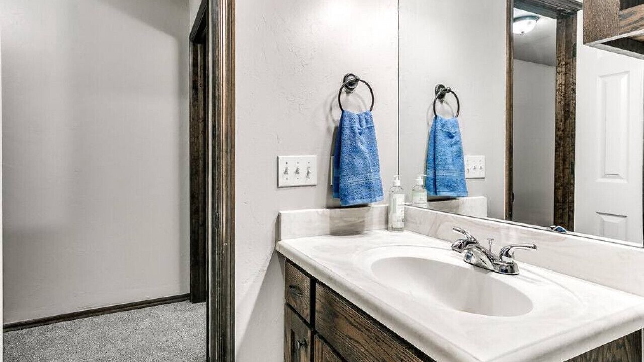 Photo of Bathroom in Central Oklahoma City