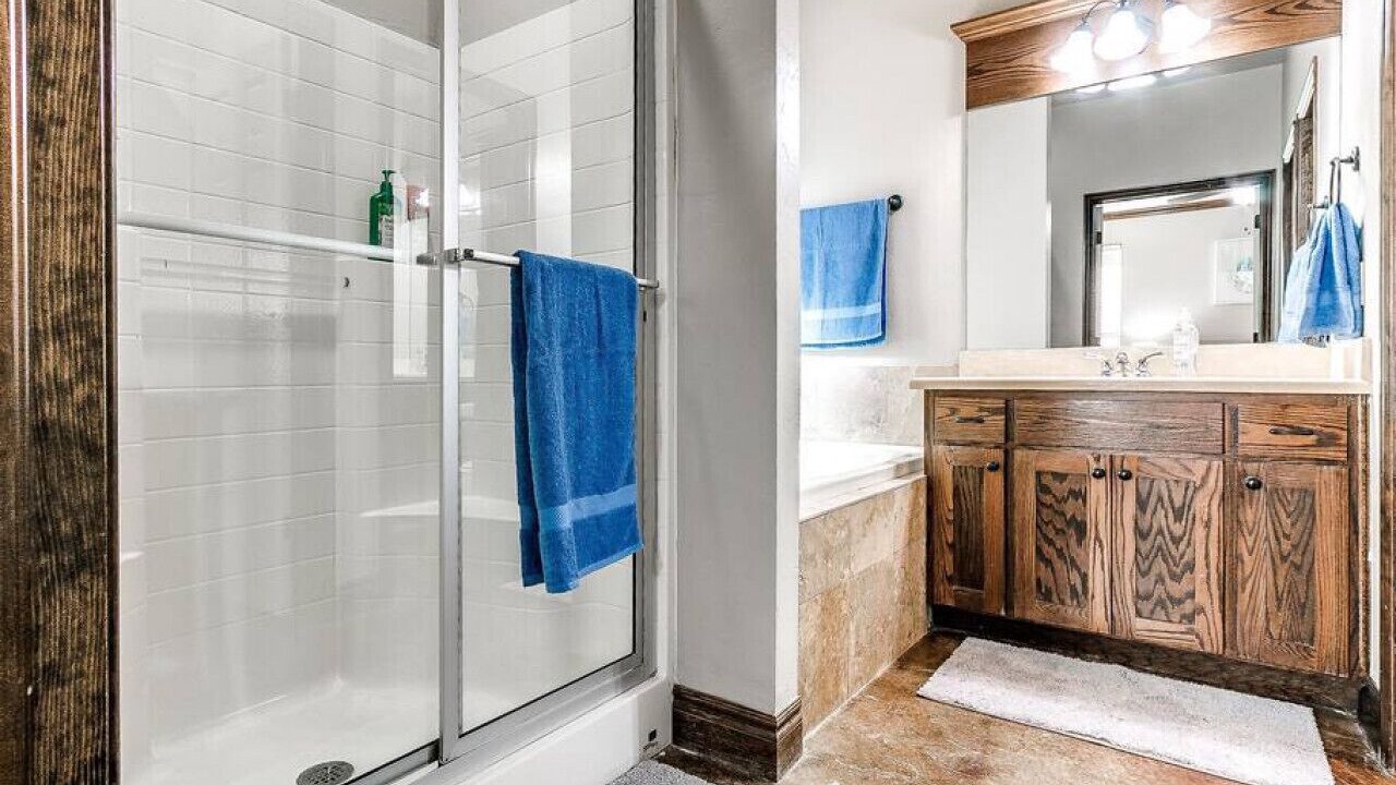 Photo of Bathroom in Central Oklahoma City