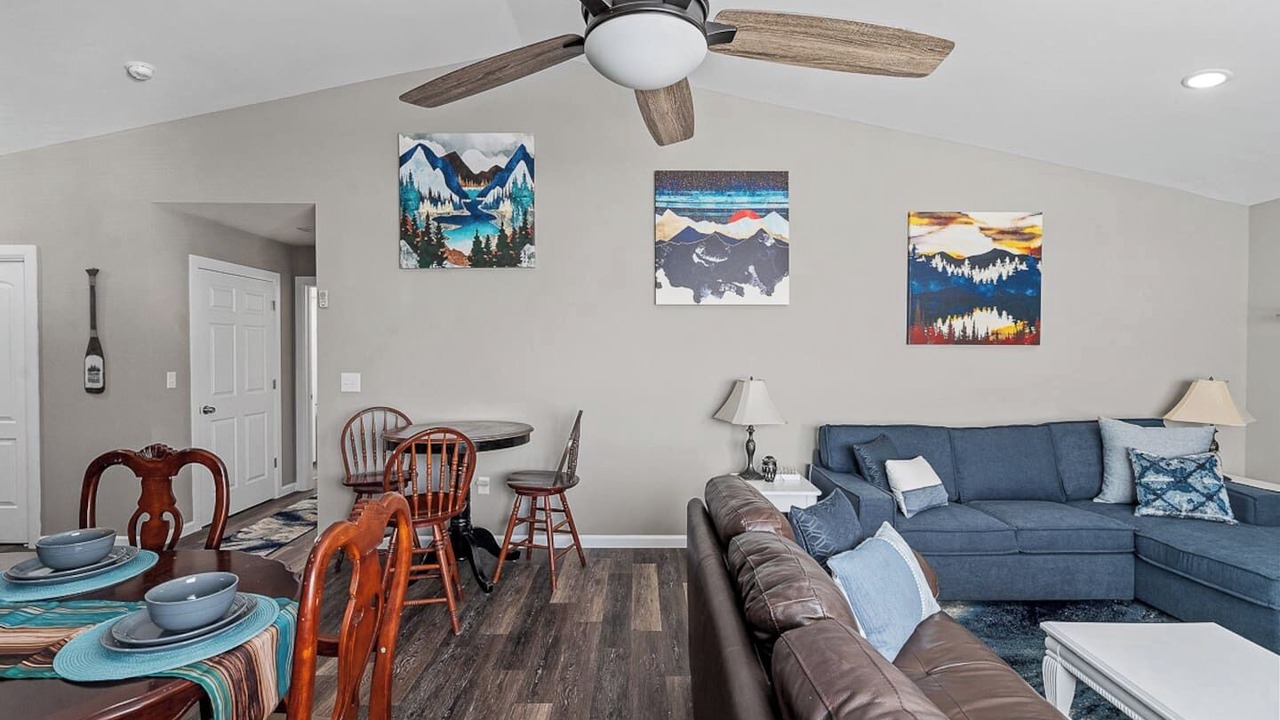 Photo of Livingroom in Northville