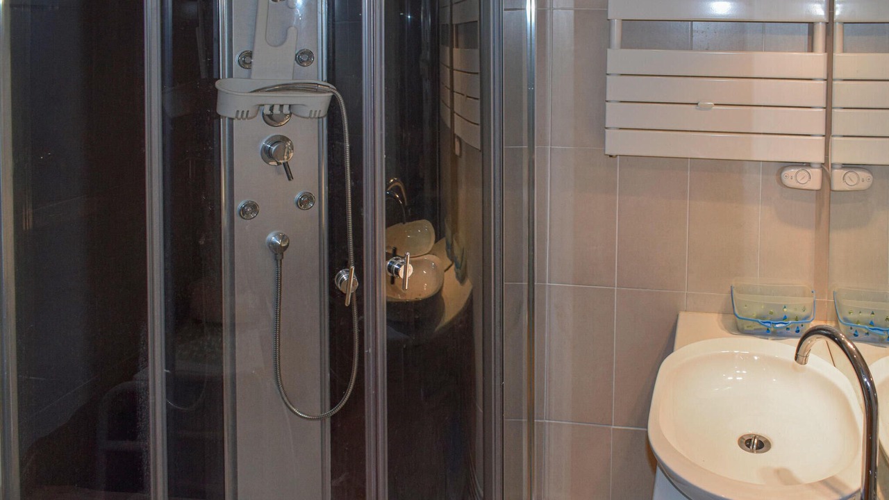 Photo of Bathroom in Channay-sur-Lathan