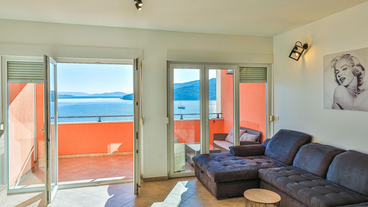 Photo of Bedroom in Marina