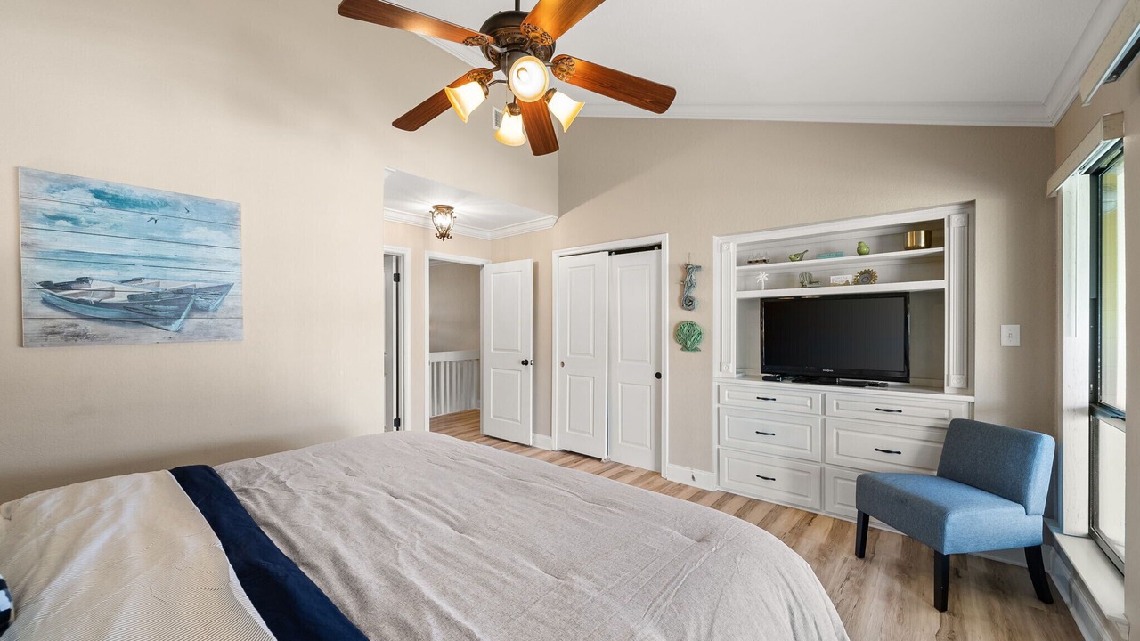 Photo of Bedroom in Miramar Beach