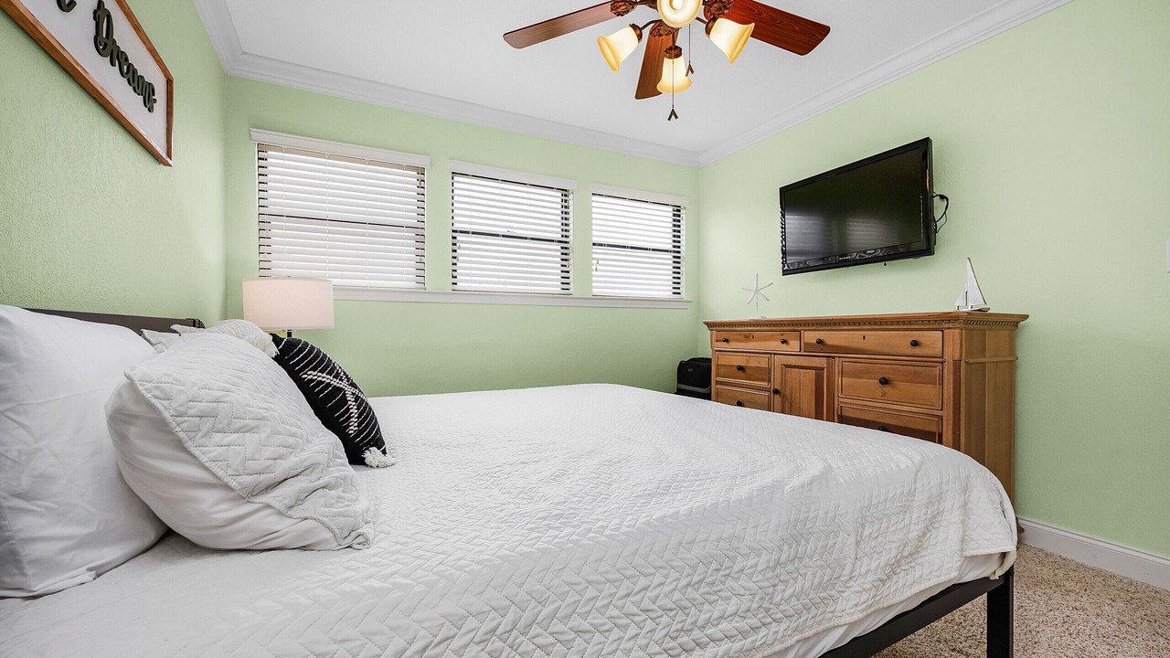 Photo of Bedroom in Miramar Beach