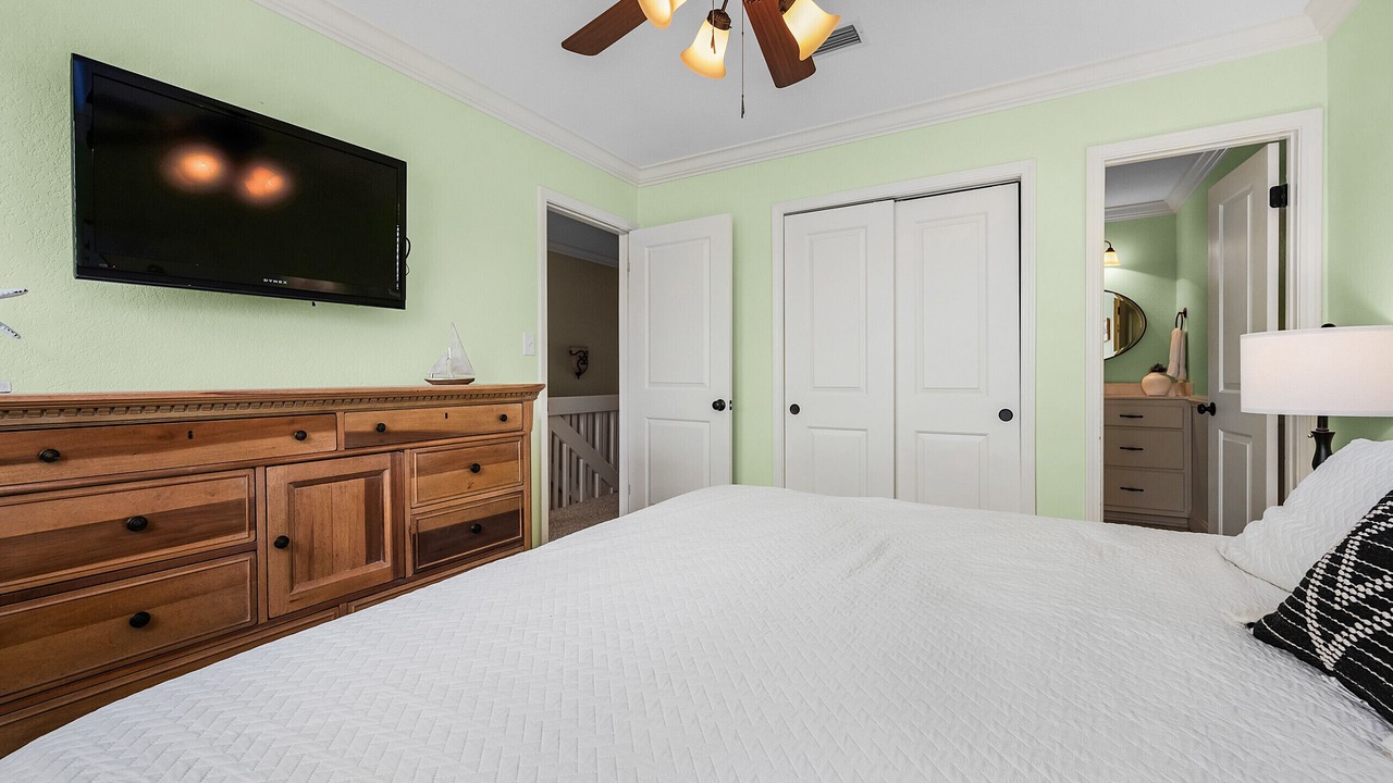 Photo of Bedroom in Miramar Beach