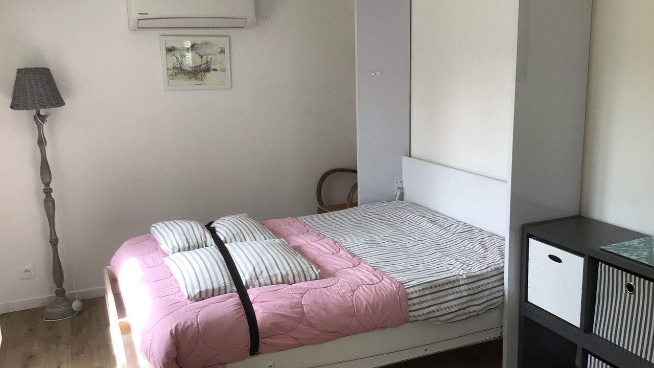 Photo of Bedroom in Saint-Marc-sur-Mer